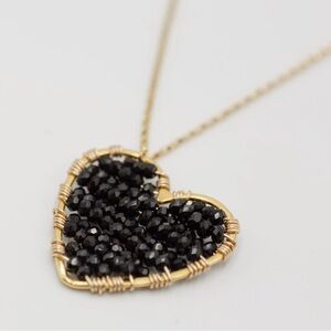Black heart necklace
